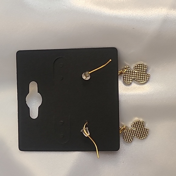 Earrings - Picture 2 of 3